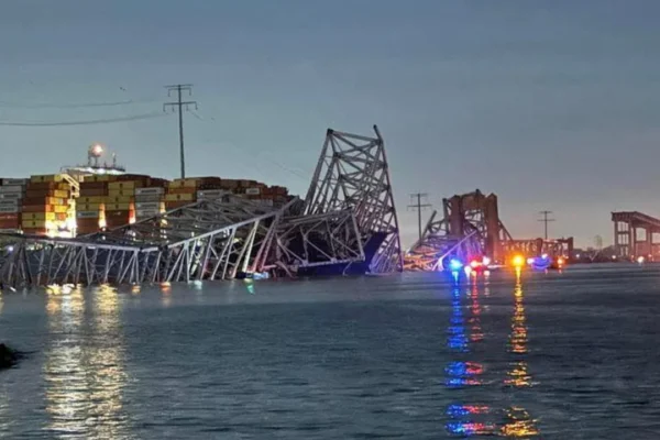 Terjadi Musibah runtuhnya jembatan Baltimore
