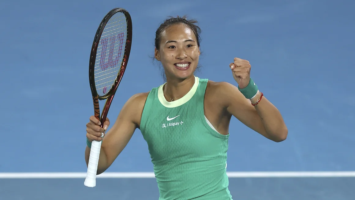Di Australia Terbuka Zheng Qinwen dari Tiongkok mencapai semifinal grand slam