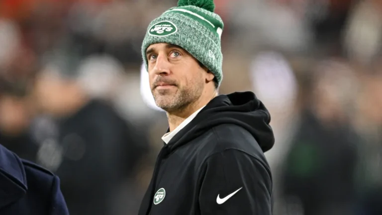 Aaron Rodgers diharapkan untuk berpartisipasi di offseason