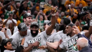 Boston Celtics menyelesaikan empat pertandingan atas Indiana Pacers untuk melaju ke Final NBA 