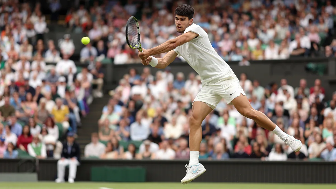 Carlos Alcaraz selamat dari thriller lima set melawan Frances Tiafoe