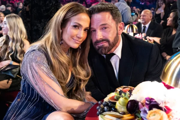 Jennifer Lopez telah mengajukan gugatan cerai dari Ben Affleck