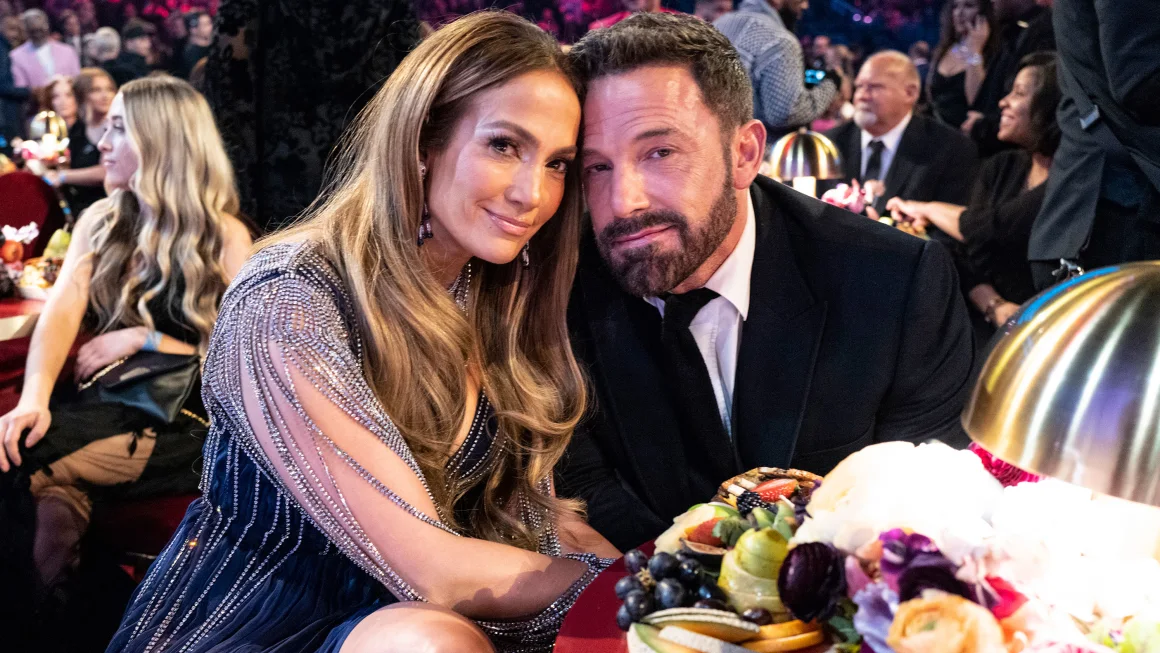 Jennifer Lopez telah mengajukan gugatan cerai dari Ben Affleck